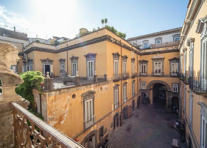 Palazzo Marigliano - Rooms & Suites