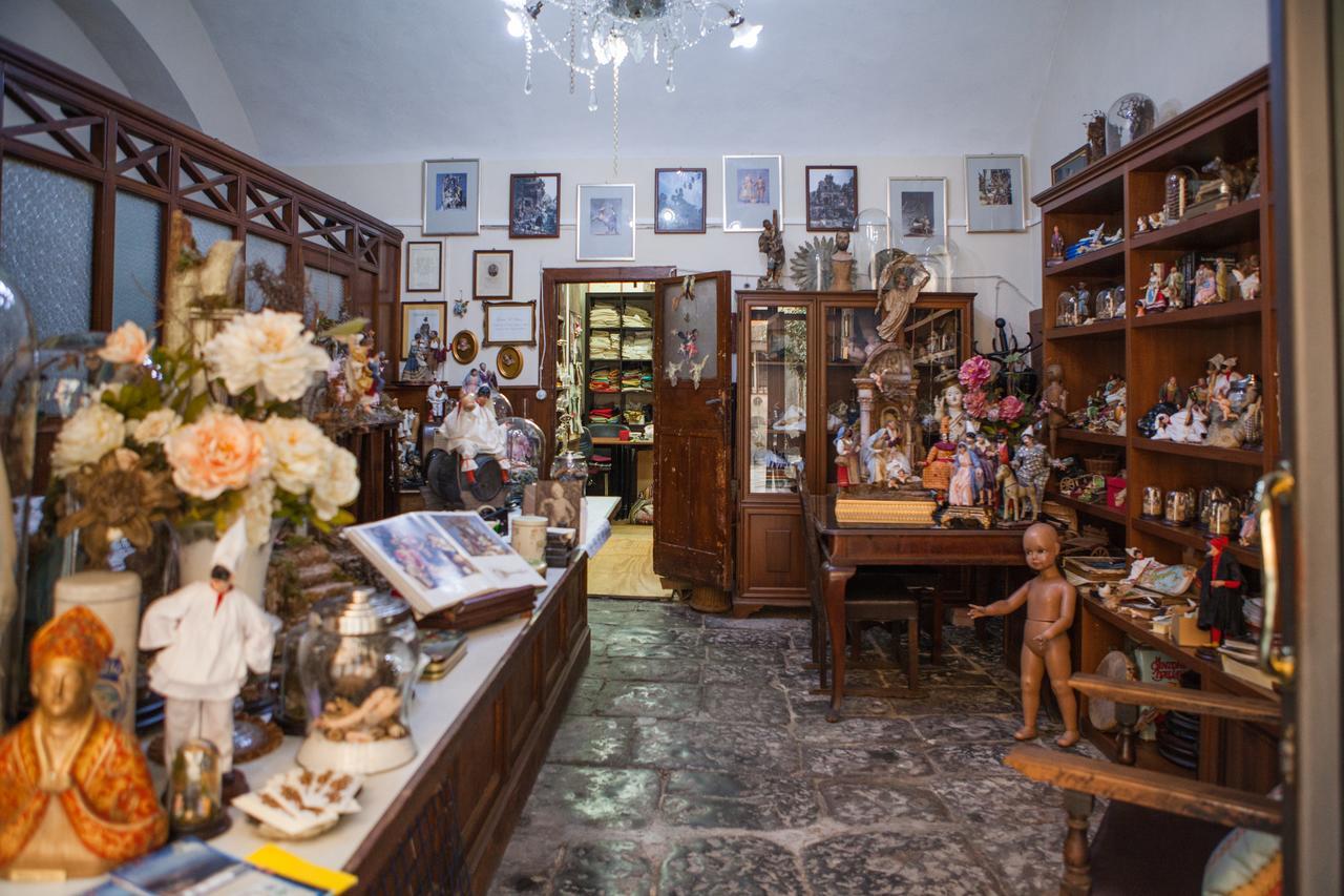 Palazzo Marigliano - & 5* Naples